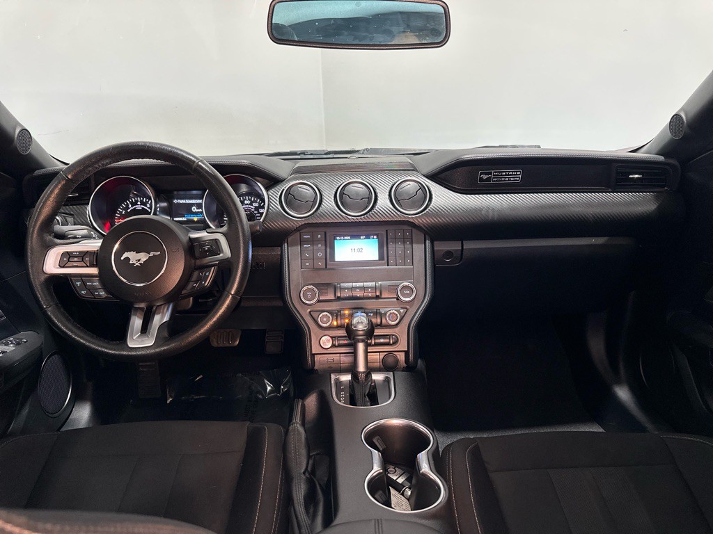 2020 Ford Mustang Image 14