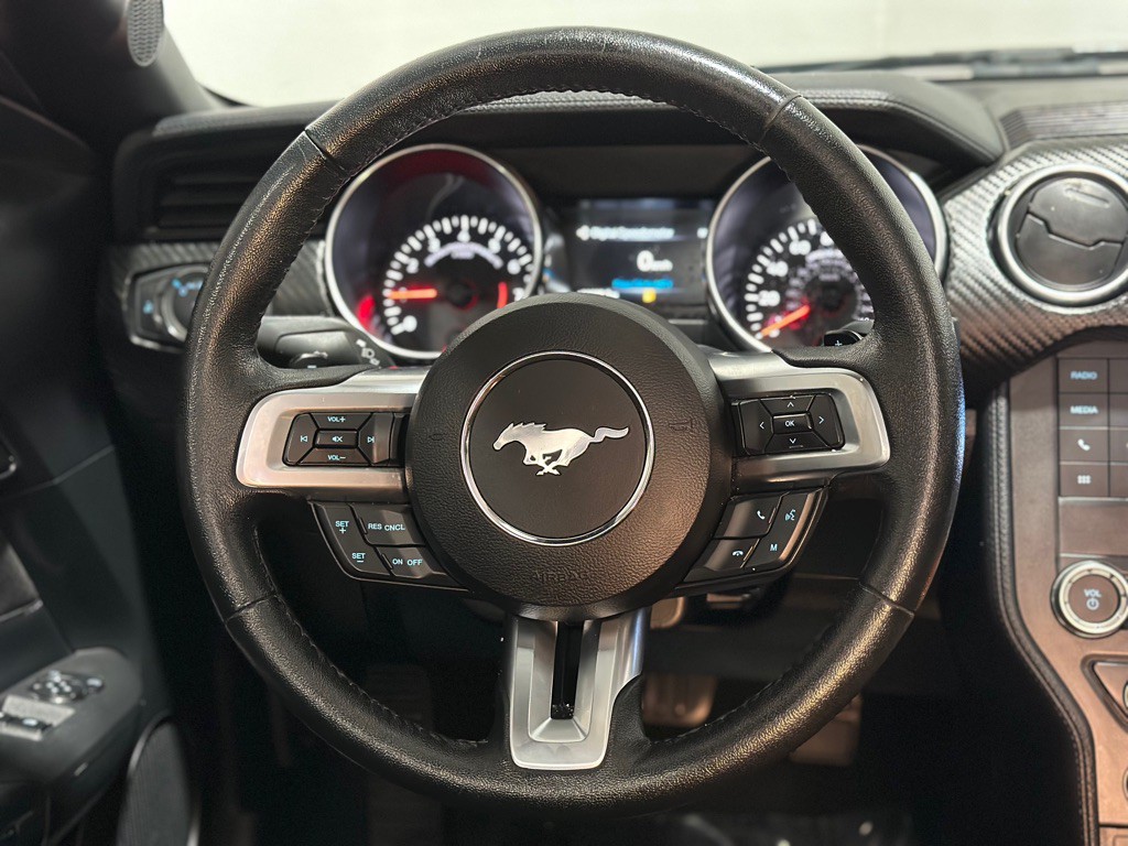 2020 Ford Mustang Image 16