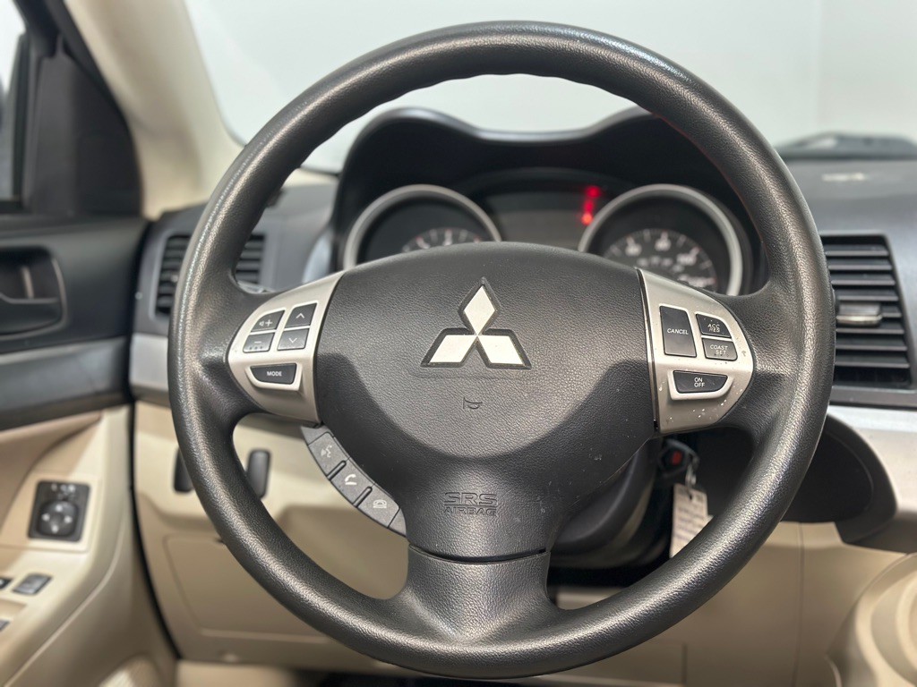 2011 Mitsubishi Lancer Image 13