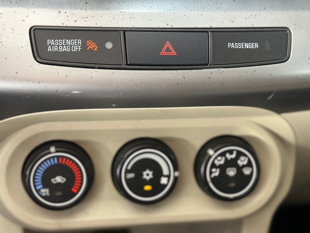 2011 Mitsubishi Lancer Image 17