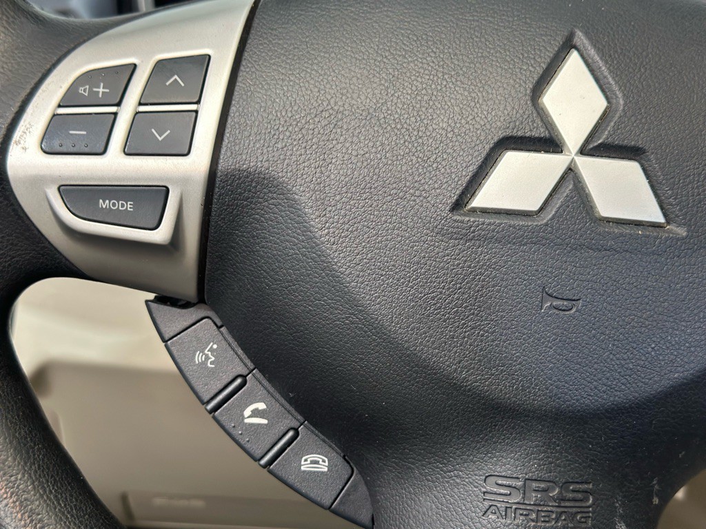 2011 Mitsubishi Lancer Image 23