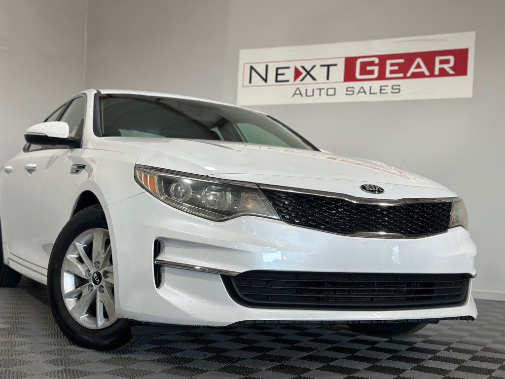 2018 Kia Optima Image 4