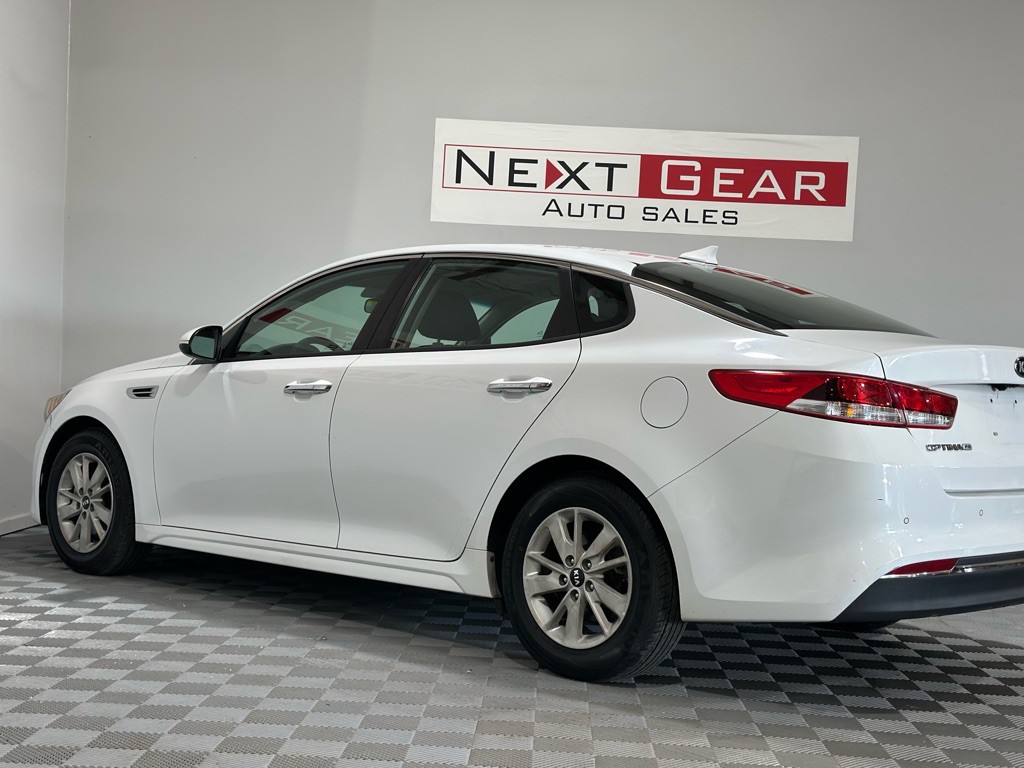 2018 Kia Optima Image 6