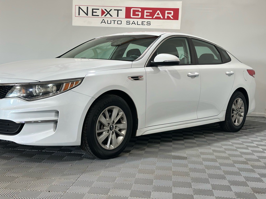 2018 Kia Optima Image 7