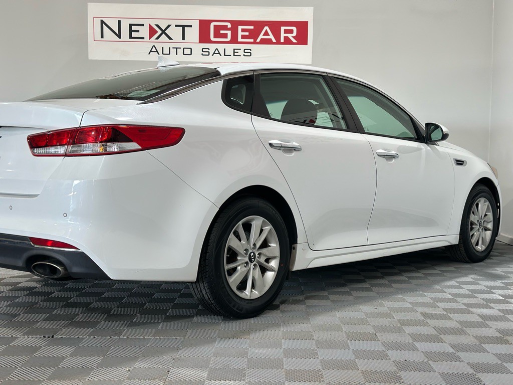 2018 Kia Optima Image 10