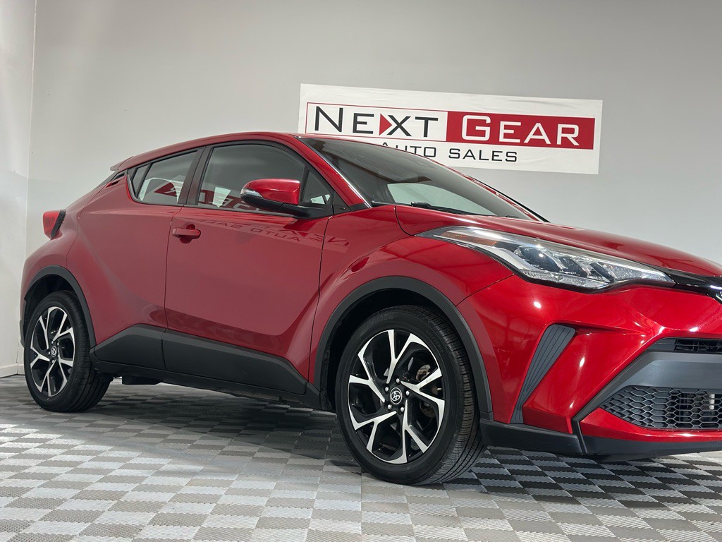 2021 Toyota C-HR Image 2