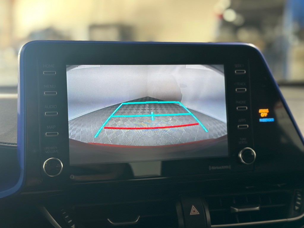 2021 Toyota C-HR Image 18