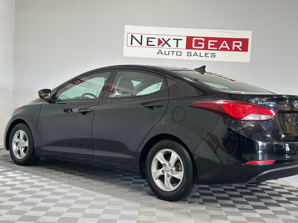 2014 Hyundai Elantra Image 6