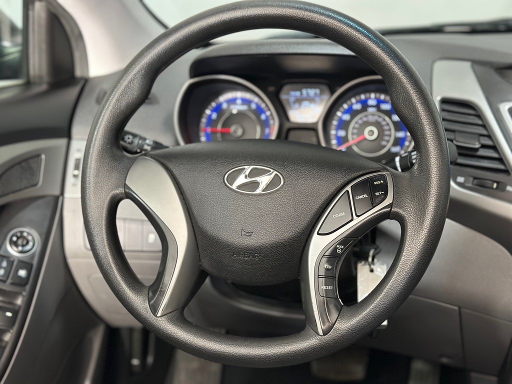 2014 Hyundai Elantra Image 14