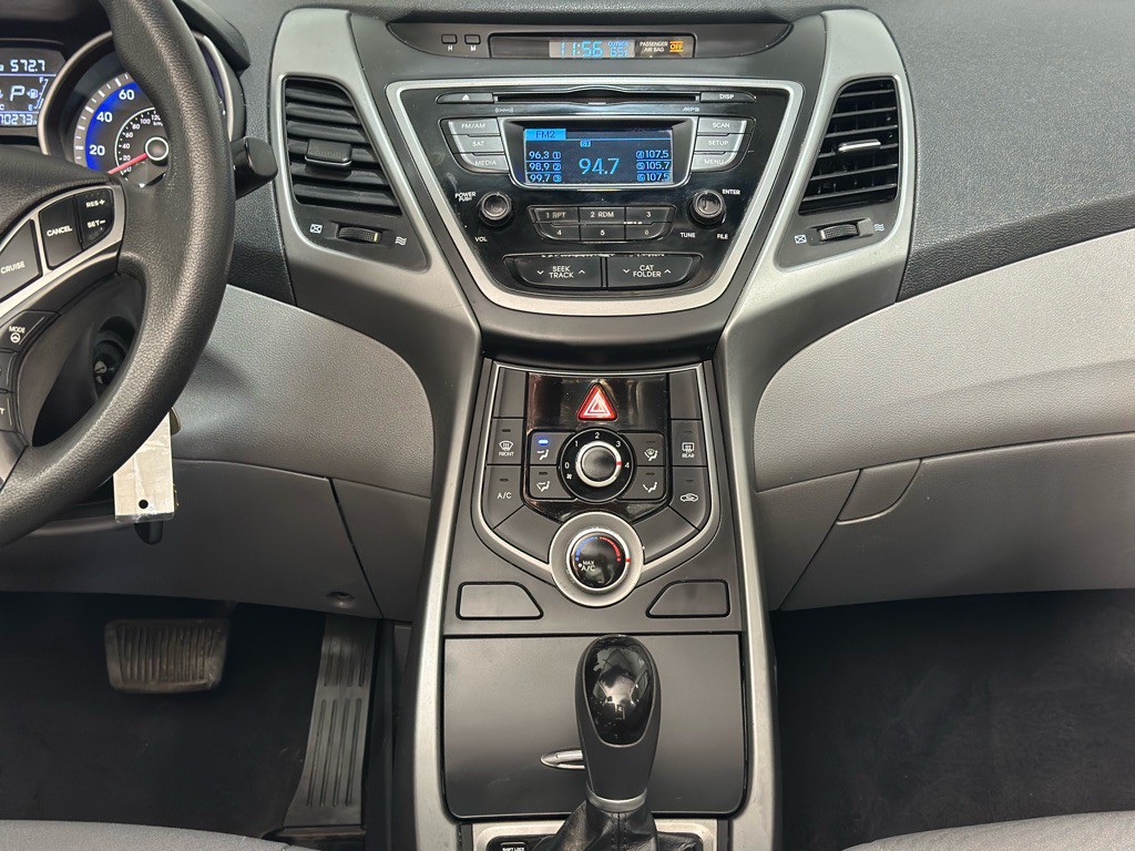 2014 Hyundai Elantra Image 15
