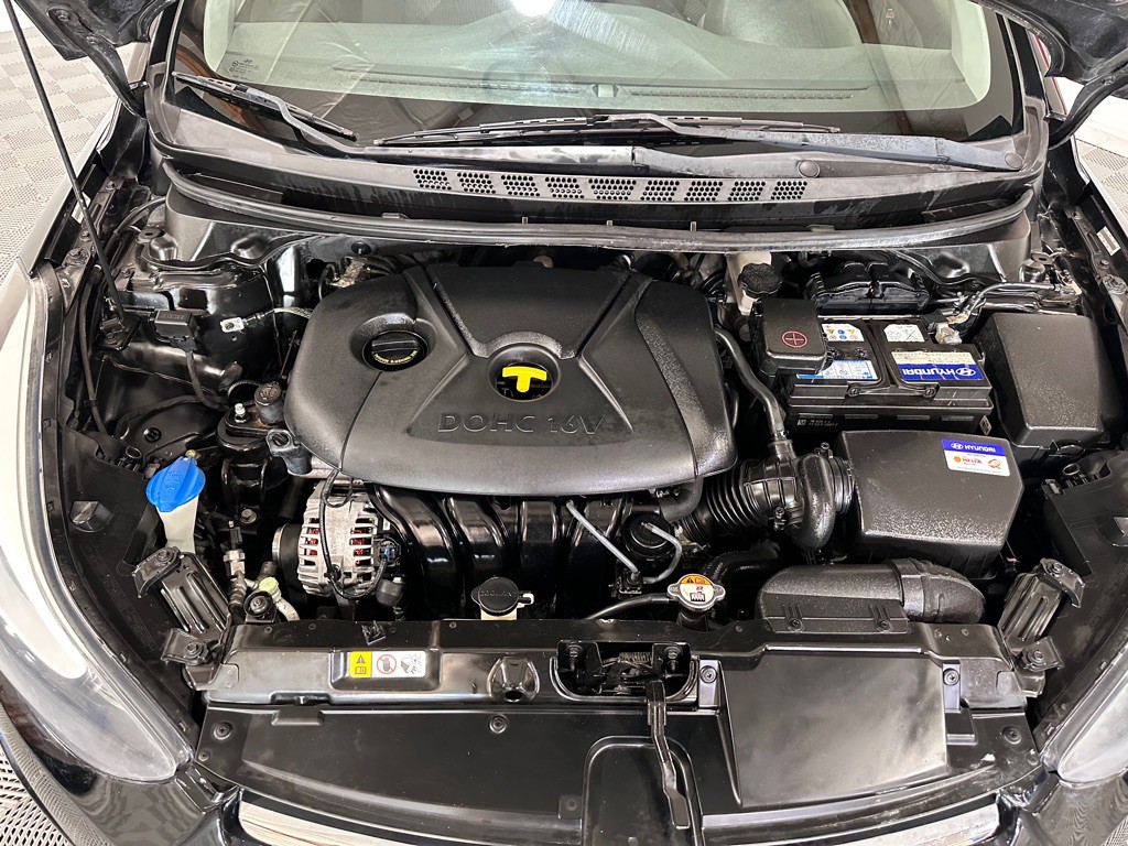 2014 Hyundai Elantra Image 24
