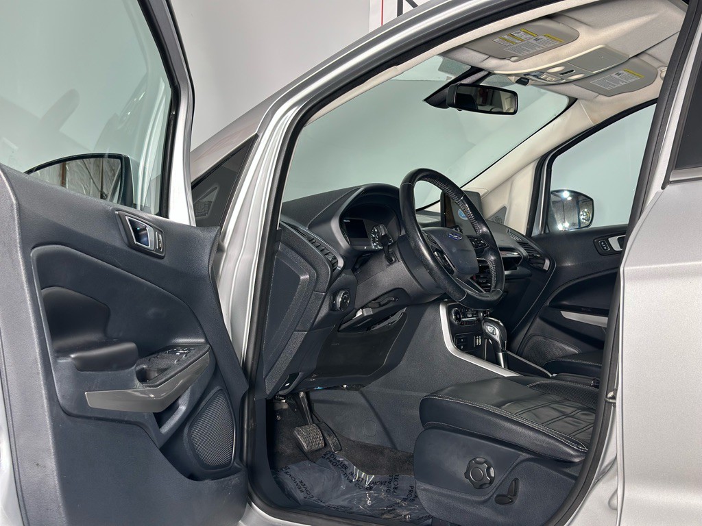 2018 Ford Econoline Image 10