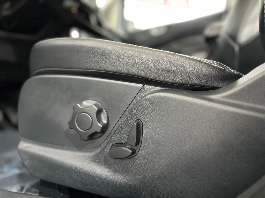 2018 Ford Econoline Image 26