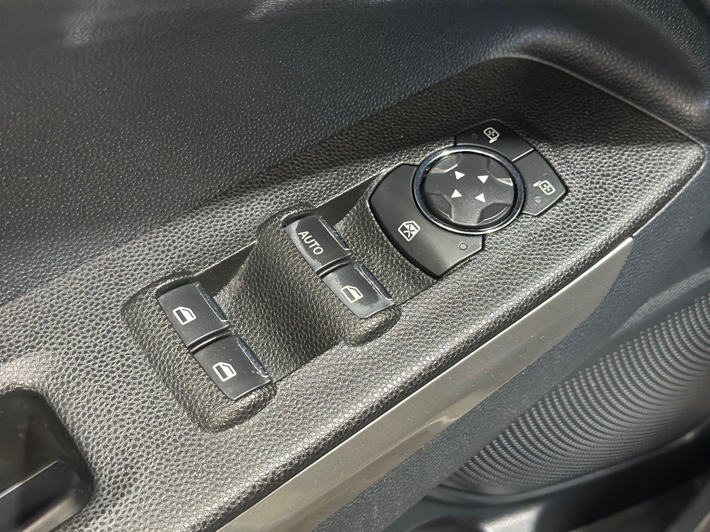 2018 Ford Econoline Image 33