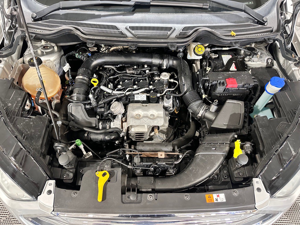 2018 Ford Econoline Image 38