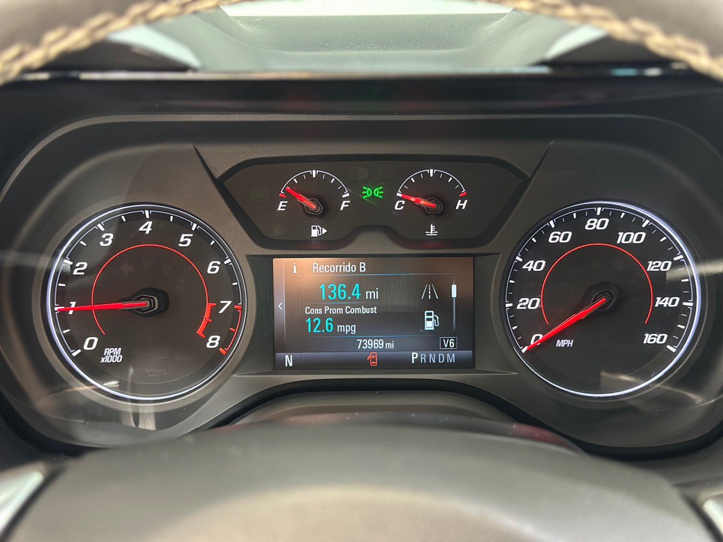 2017 Chevrolet Camaro Image 12