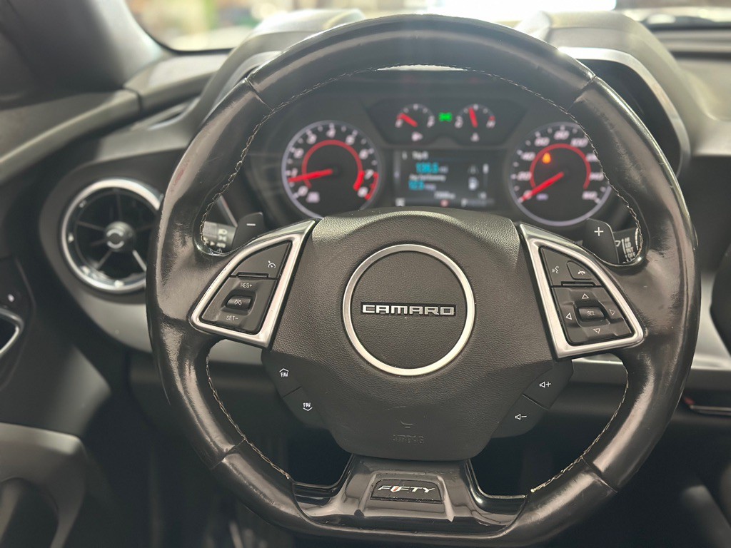 2017 Chevrolet Camaro Image 13