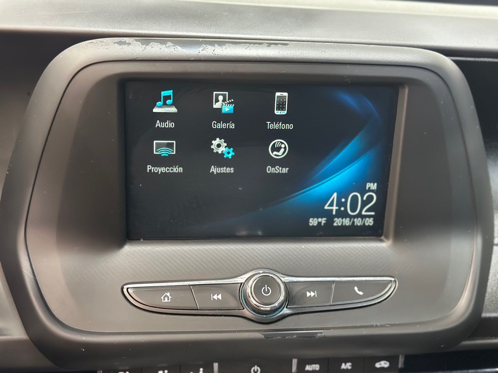 2017 Chevrolet Camaro Image 16