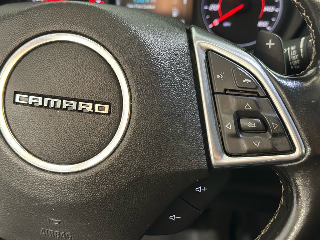 2017 Chevrolet Camaro Image 26