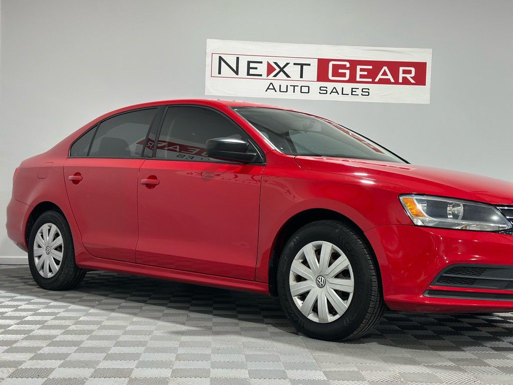 2015 Volkswagen Jetta Image 2