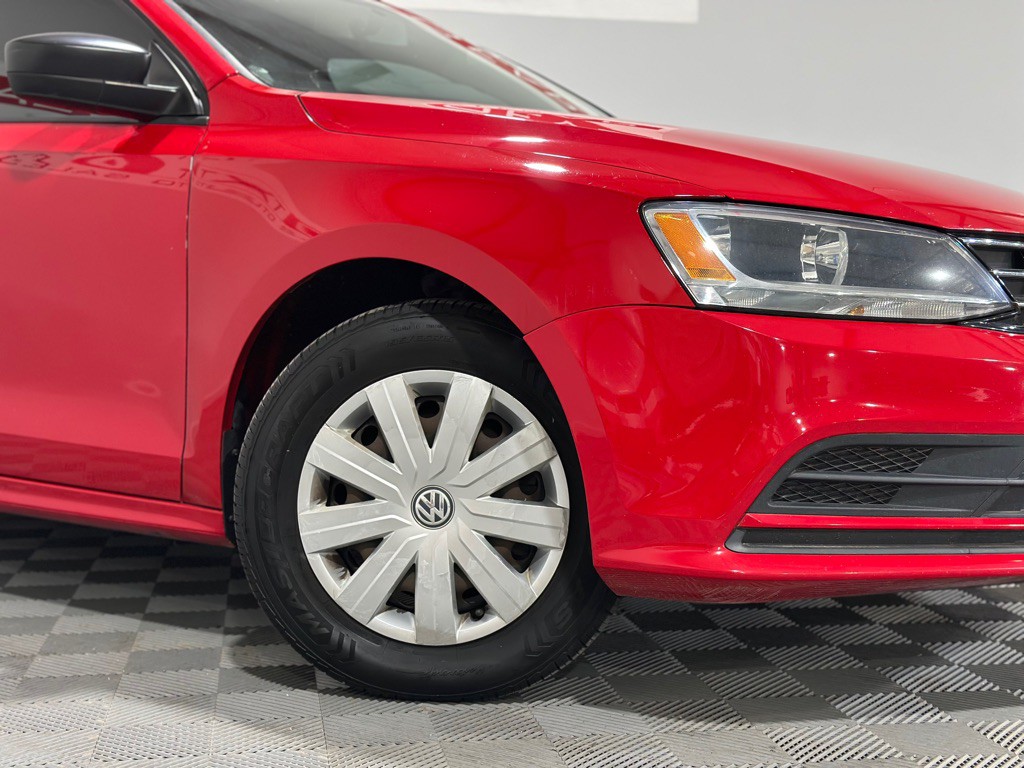 2015 Volkswagen Jetta Image 31