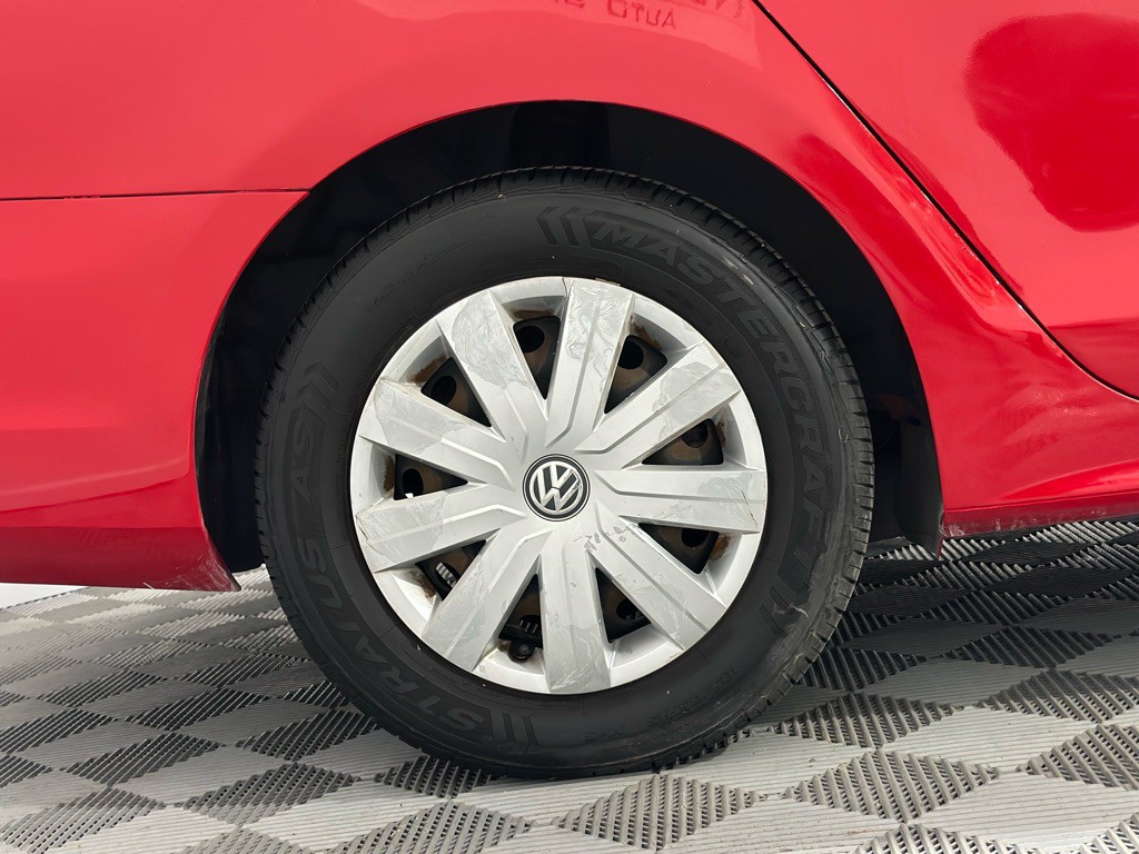 2015 Volkswagen Jetta Image 32