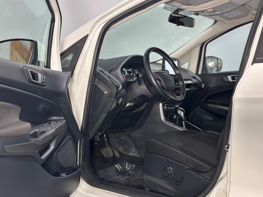 2018 Ford Econoline Image 10