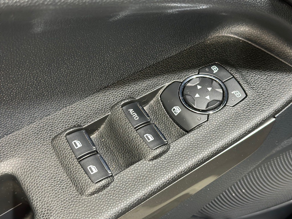 2018 Ford Econoline Image 32