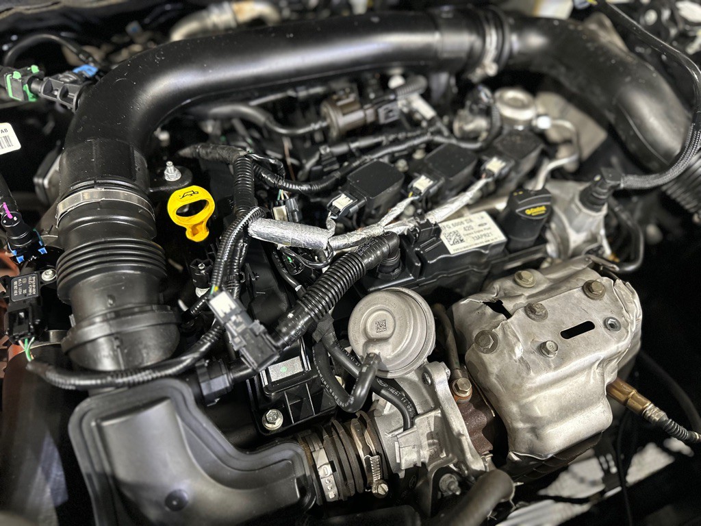 2018 Ford Econoline Image 38