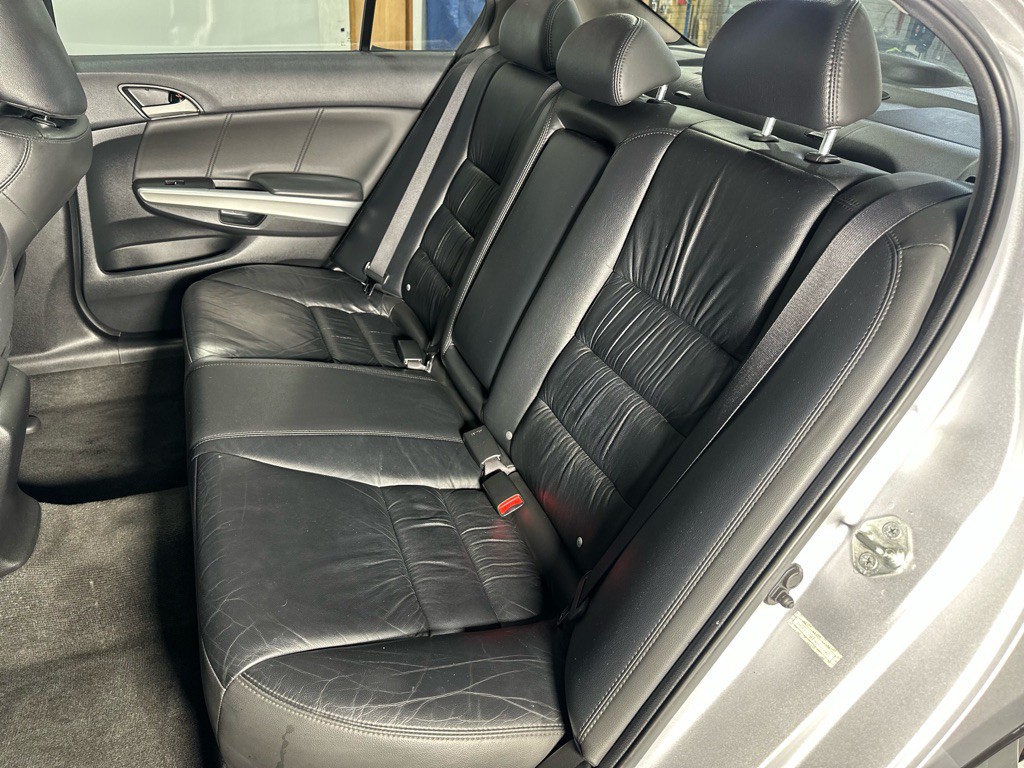 2009 Honda Accord Image 24