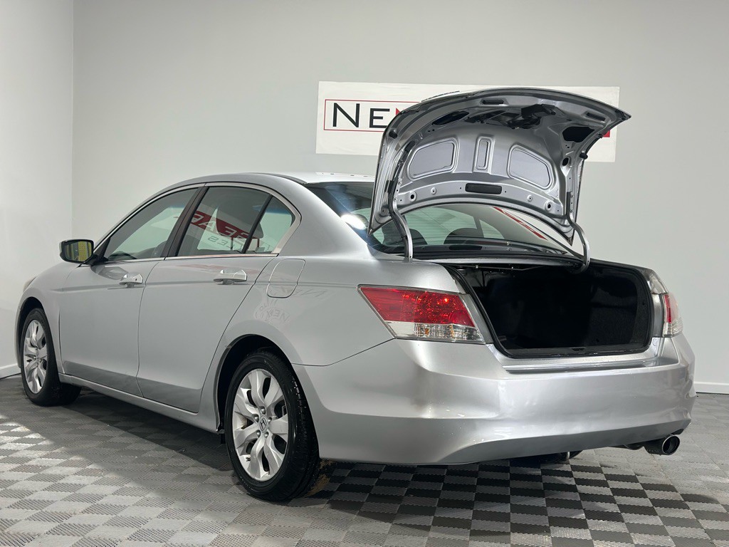 2009 Honda Accord Image 30
