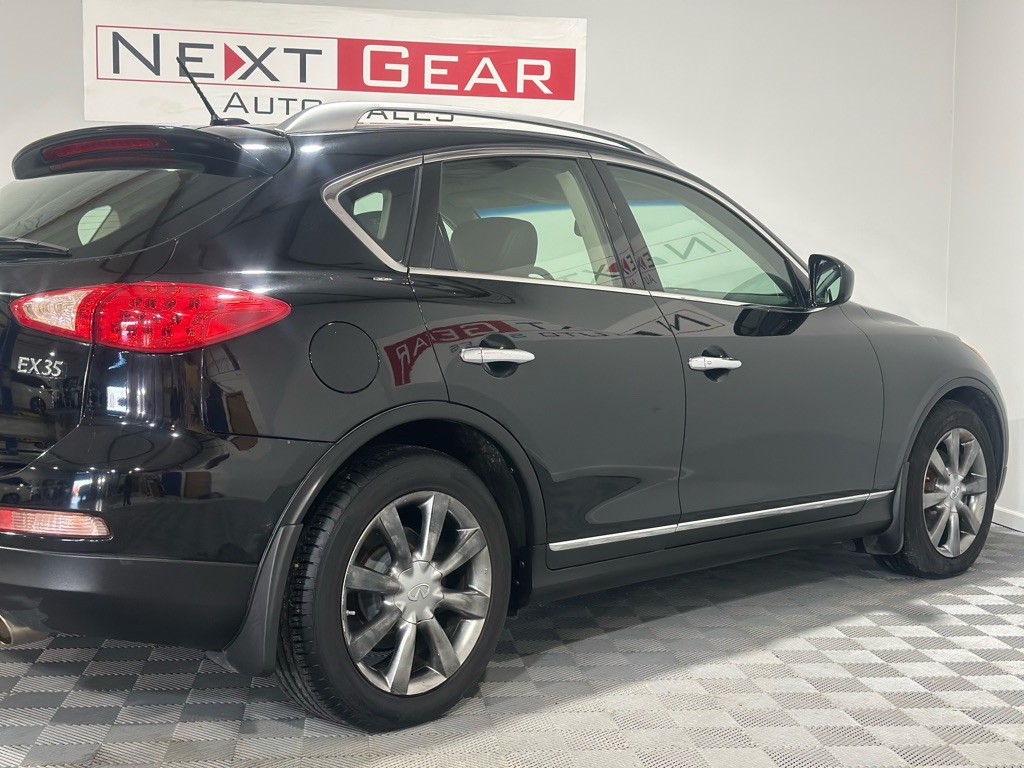 2012 INFINITI EX35 Image 9