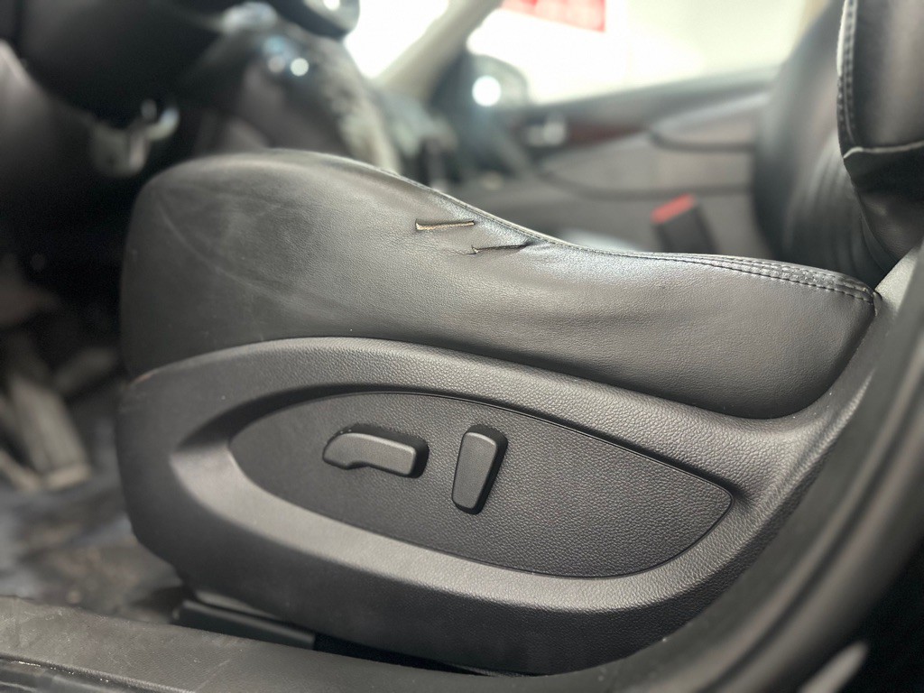 2012 INFINITI EX35 Image 27