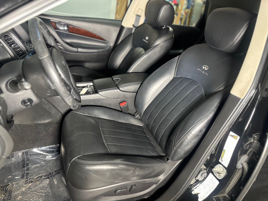 2012 INFINITI EX35 Image 28