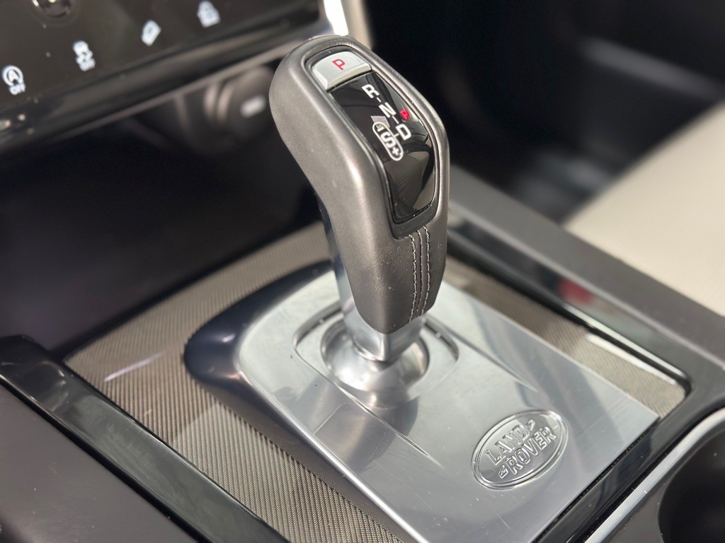 2020 Land Rover Discovery Sport Image 20