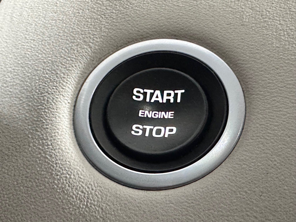 2020 Land Rover Discovery Sport Image 21