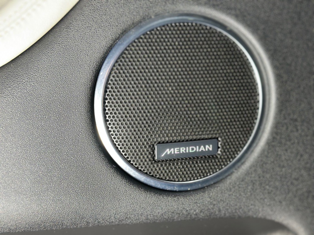 2020 Land Rover Discovery Sport Image 35