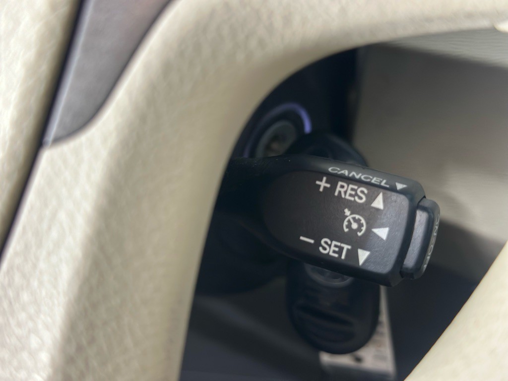 2011 Toyota Sienna Image 27