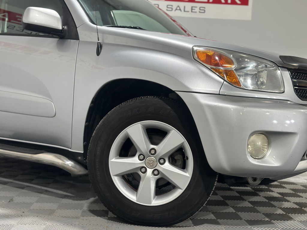 2004 Toyota Rav4 Image 4
