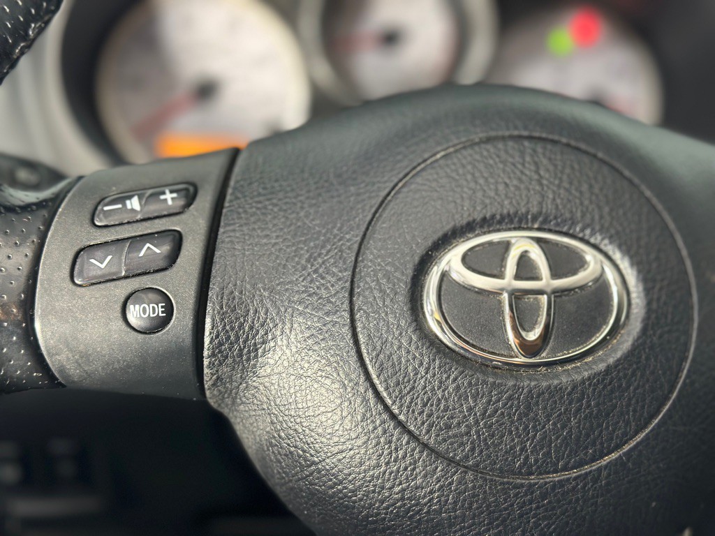 2004 Toyota Rav4 Image 23