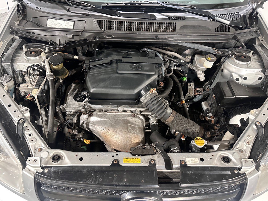 2004 Toyota Rav4 Image 28