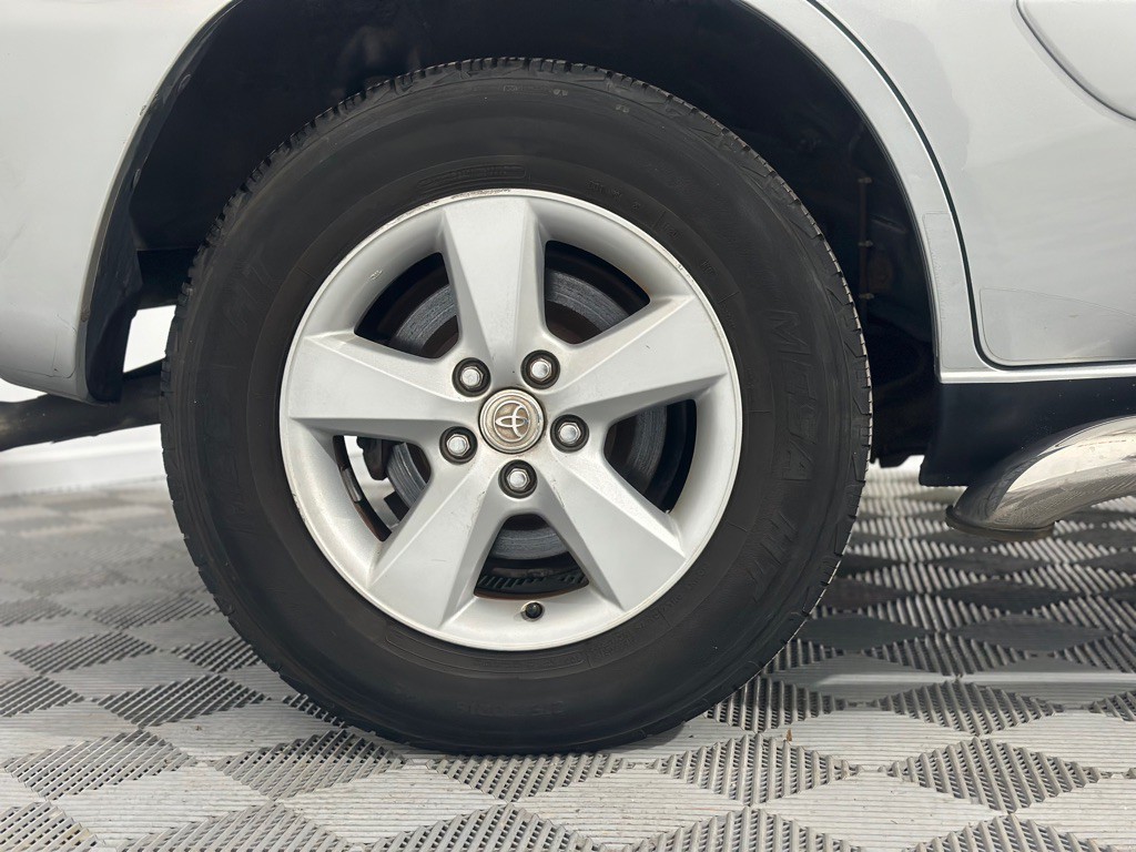 2004 Toyota Rav4 Image 31