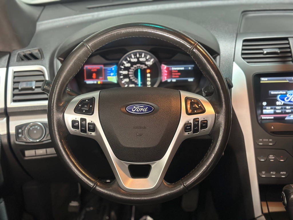2012 Ford Explorer Image 14