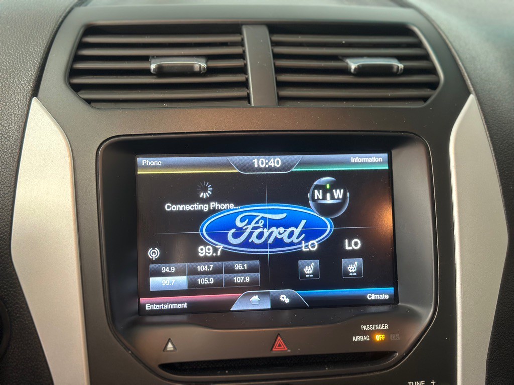 2012 Ford Explorer Image 16