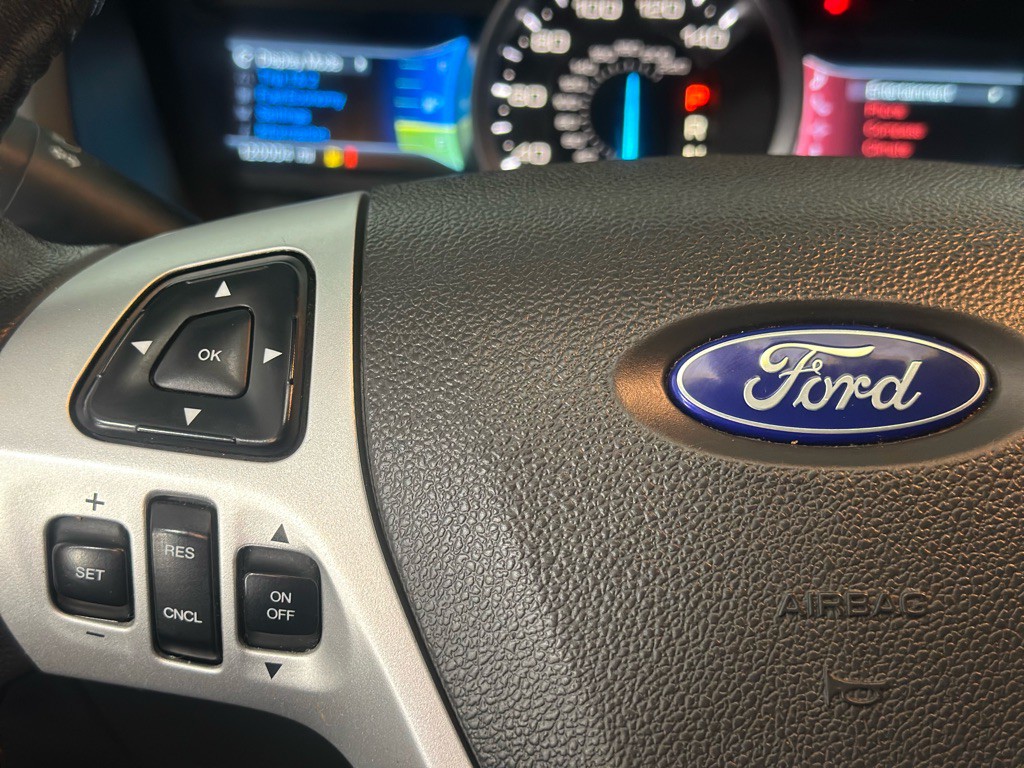 2012 Ford Explorer Image 32