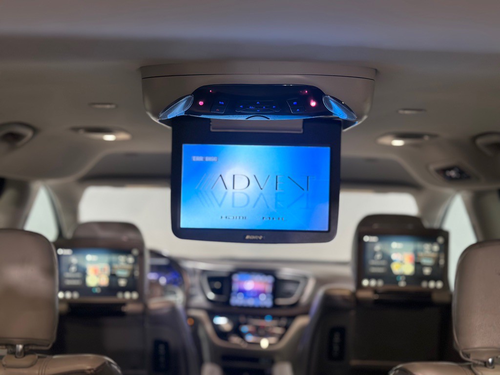 2017 Chrysler Pacifica Image 38