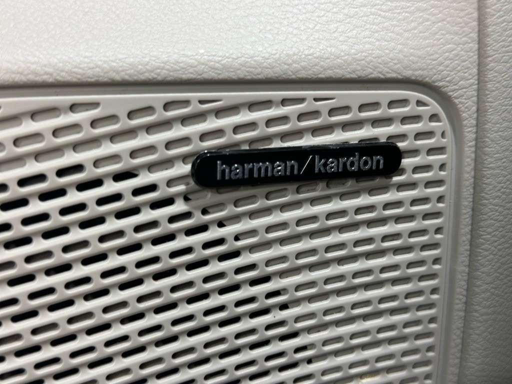 2017 Chrysler Pacifica Image 40