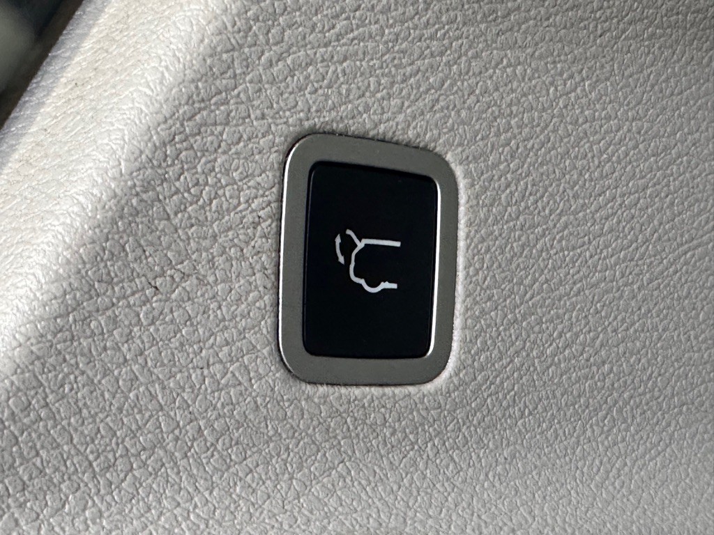 2017 Chrysler Pacifica Image 42