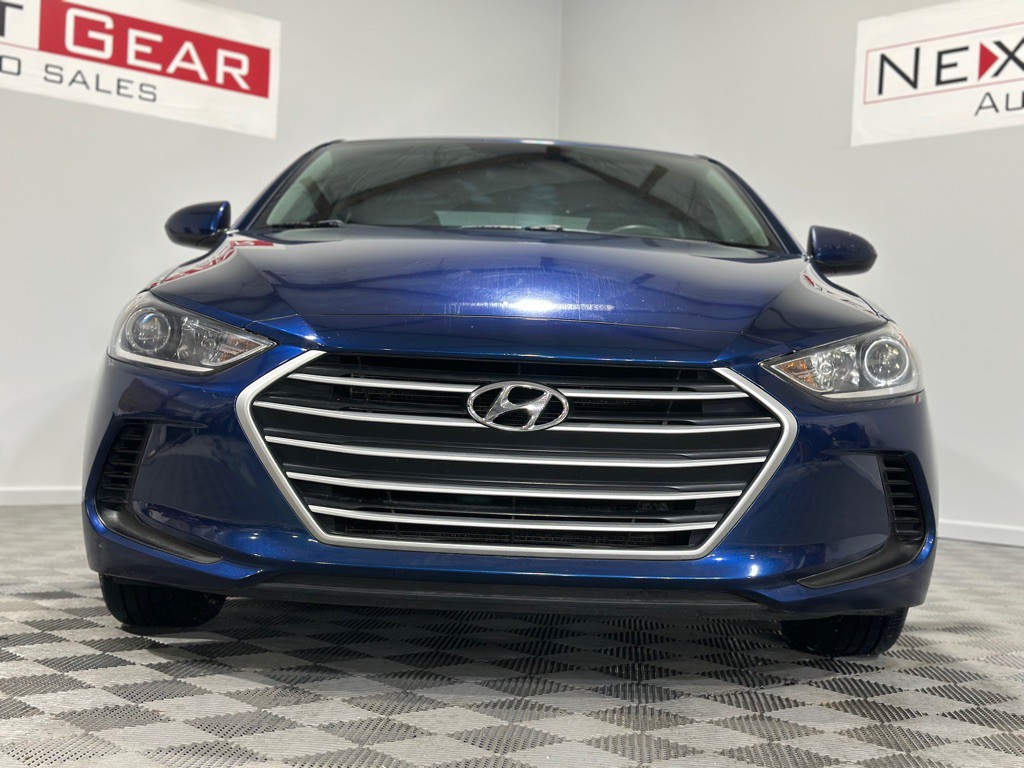 2017 Hyundai Elantra Image 4
