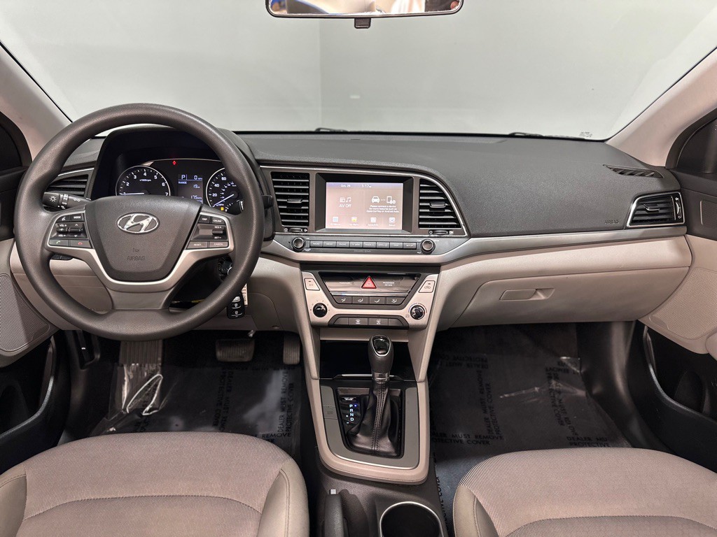 2017 Hyundai Elantra Image 13